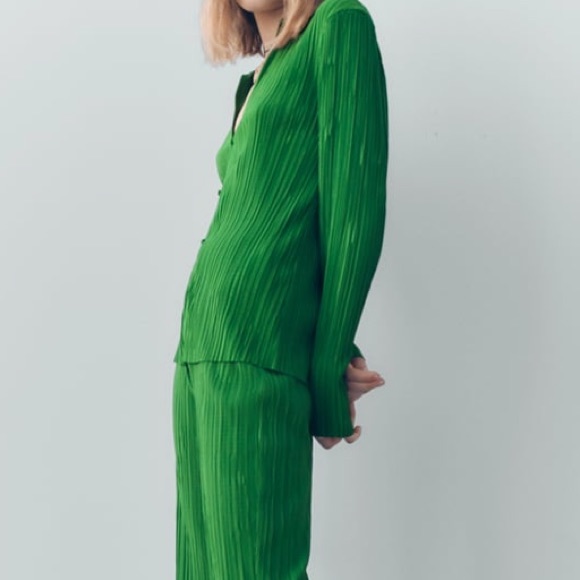 New Zara top - Picture 3 of 3